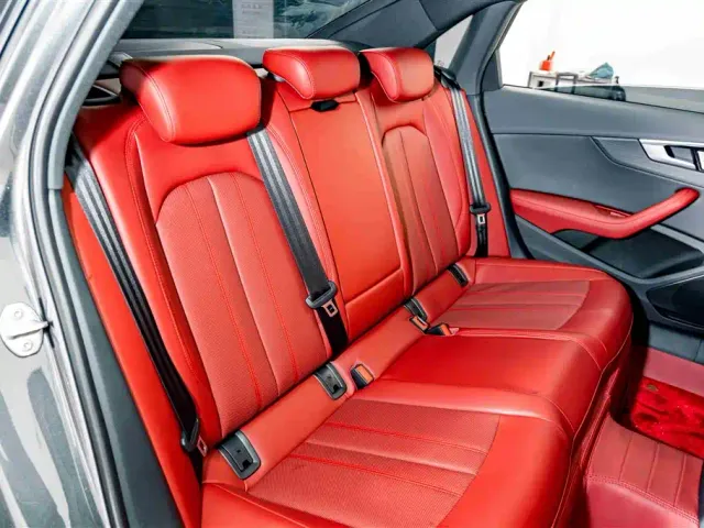 Audi A4L — Фото автомобиля 21