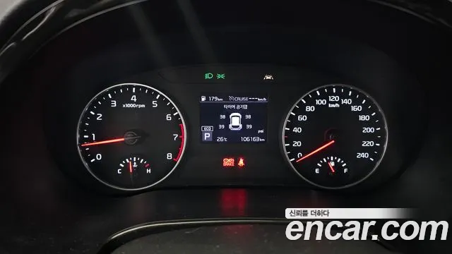 Kia Seltos — Фото автомобиля 8