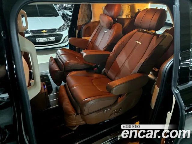 Kia Canival Carnival 4 поколение Бензин 9 мест Signature — Фото автомобиля 19