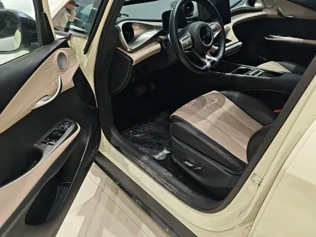 BYD Dolphin — Фото автомобиля 11