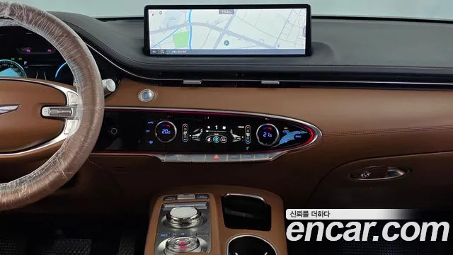 Genesis GV70 — Фото автомобиля 14