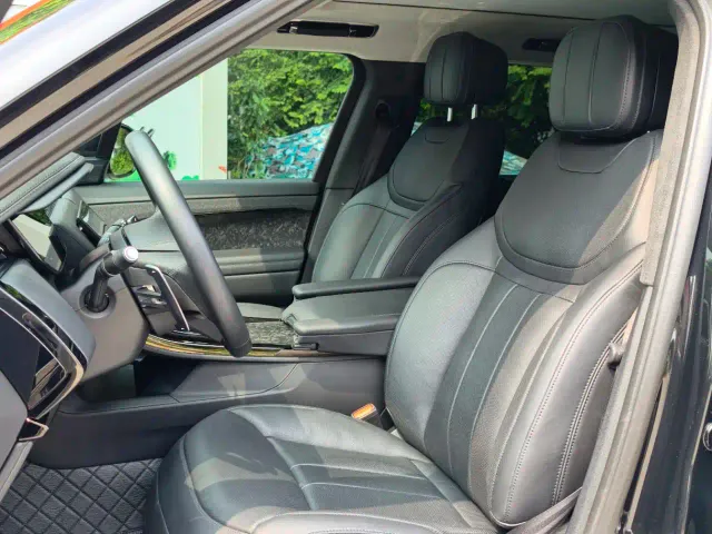 Land Rover Range Rover Sport — Фото автомобиля 4