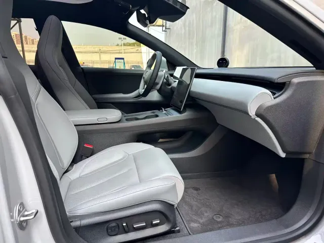 Nio ET5 Touring — Фото автомобиля 12