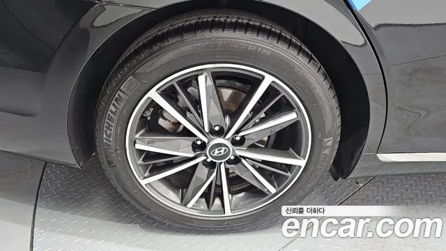 Hyundai Grandeur Новый Grandeur IG — Фото автомобиля 5
