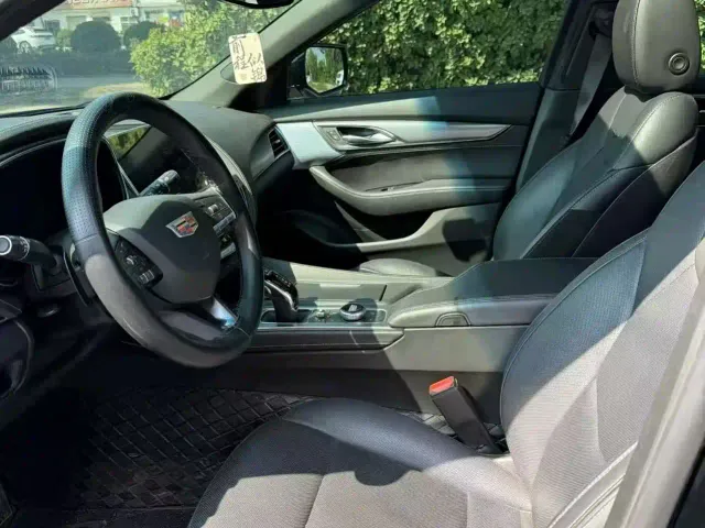 Cadillac CT5 — Фото автомобиля 2