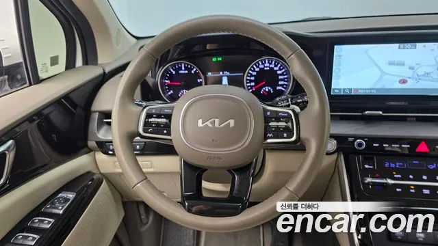 Kia Carnival — Фото автомобиля 13