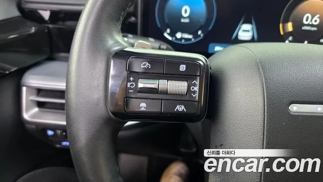 Hyundai Grandeur Grandeur (GN7) 2.5 Бензин 2WD — Фото автомобиля 29