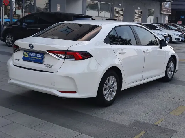Toyota Corolla — Фото автомобиля 5