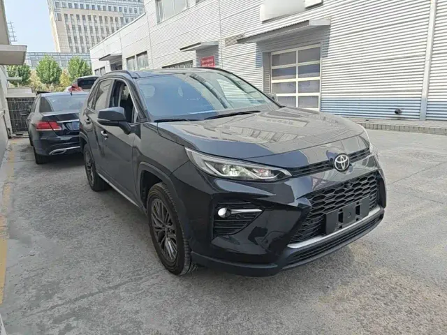 Toyota Wildlander — Фото автомобиля 3