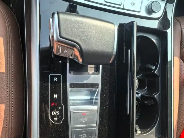 Audi Audi Q7 2022 55 TFSI quattro S line Sport — Фото автомобиля 6