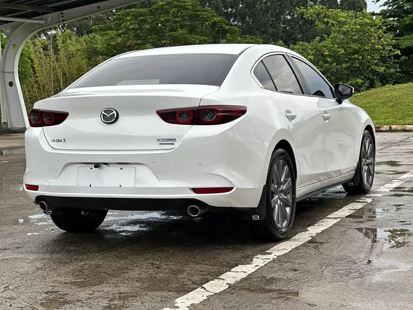 Mazda Mazda3 Axela 2021 2.0L Automatic Quality Glamour — Фото автомобиля 11