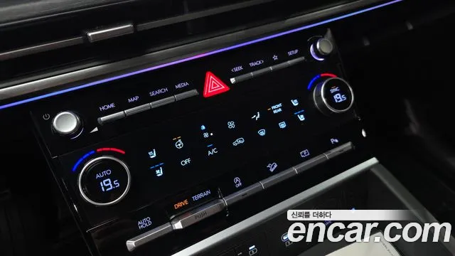 Hyundai Santa Fe MX5 — Фото автомобиля 18