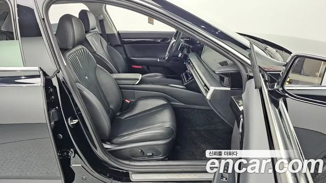 Hyundai Grandeur Grandeur (GN7) 2.5 Бензин 2WD — Фото автомобиля 10