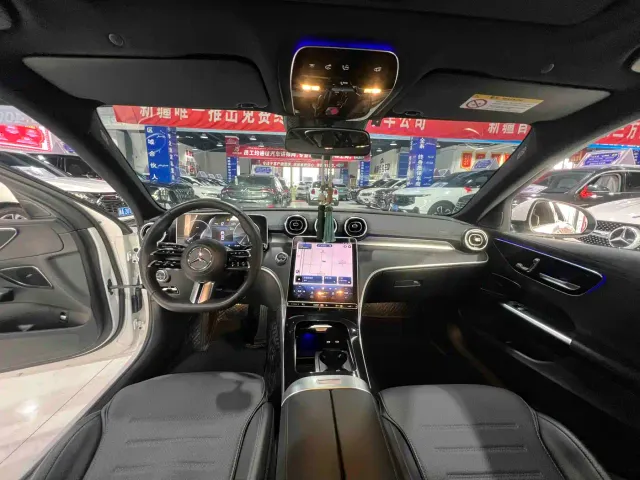 Mercedes-Benz C-Class — Фото автомобиля 5