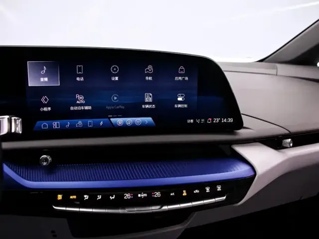Cadillac Optiq — Фото автомобиля 8