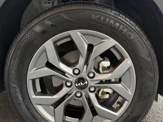 Kia Seltos — Фото автомобиля 23