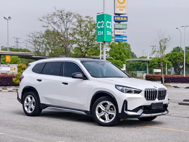 BMW X1 — Фото автомобиля 3