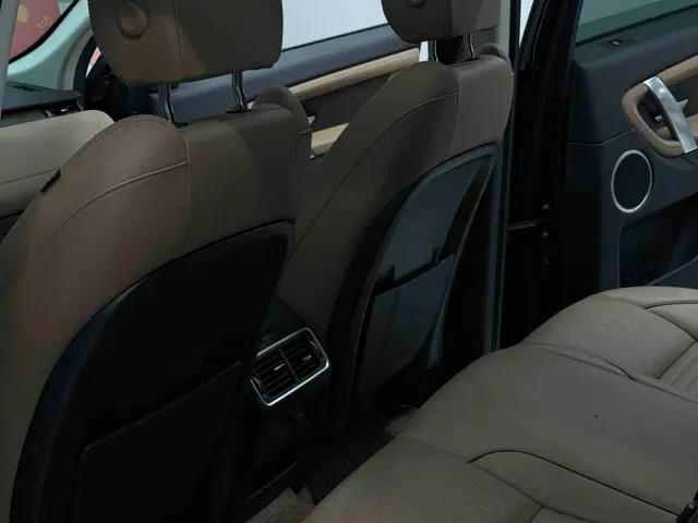 Land Rover Discovery Sport — Фото автомобиля 20