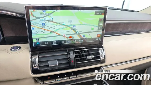 Lincoln Navigator 4th Gen — Фото автомобиля 19