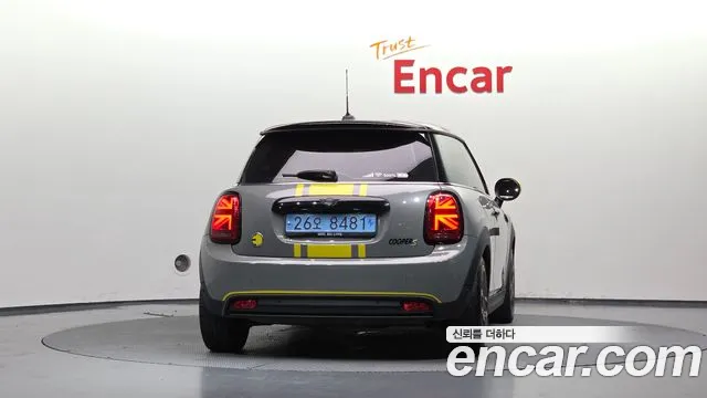 MINI Cooper Cooper Electric — Фото автомобиля 4
