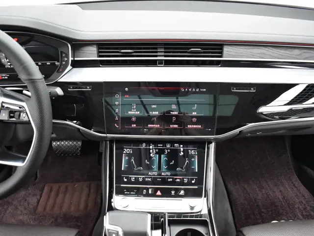 Audi A8 — Фото автомобиля 7