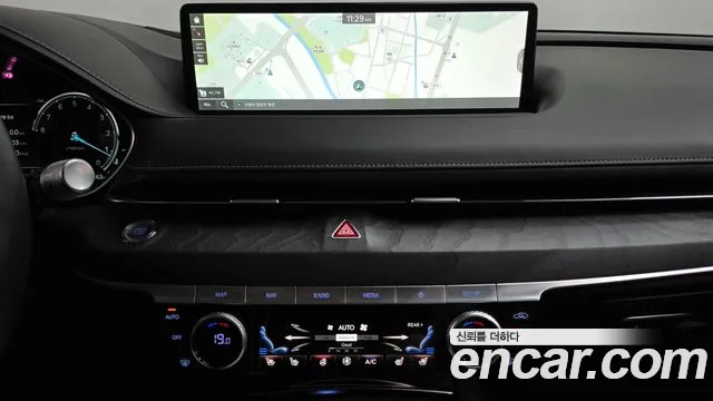 Genesis G80 RG3 — Фото автомобиля 18