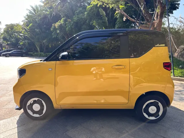 Wuling Hongguang Mini EV — Фото автомобиля 4