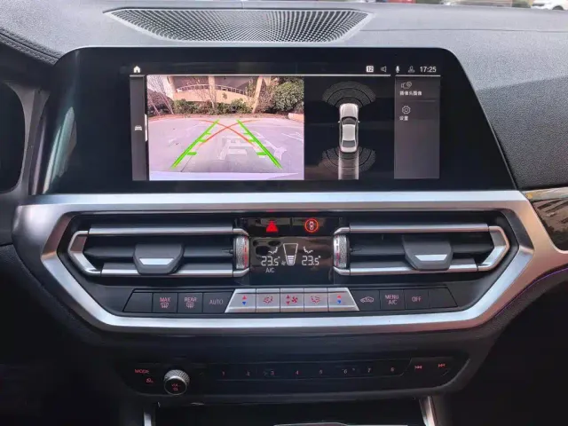 BMW 3 Series — Фото автомобиля 10