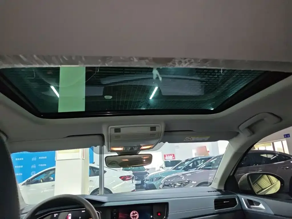 Volkswagen Lavida 2023 New Trend 1.5L Auto Aspiration Edition — Фото автомобиля 13
