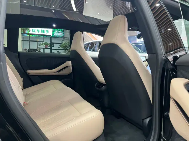 Nio ET5 Touring — Фото автомобиля 11