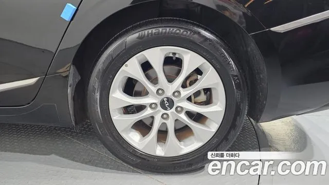 Kia K8 2.5 Бензин 2WD — Фото автомобиля 19