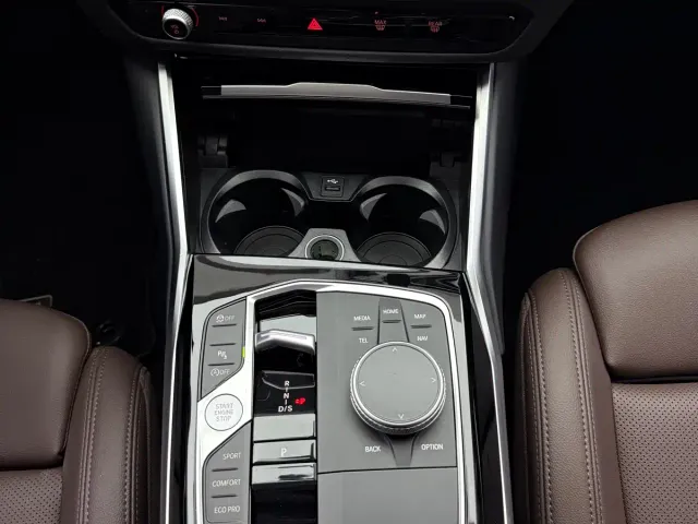 BMW 3 Series — Фото автомобиля 12