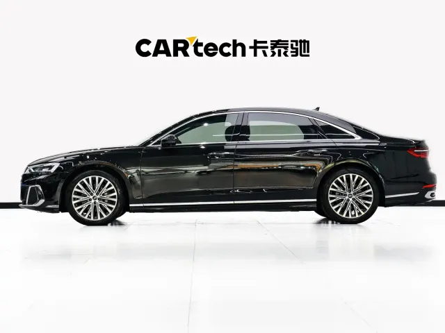Audi A8 — Фото автомобиля 7