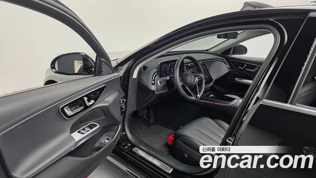 Mercedes-Benz E-Class W214 — Фото автомобиля 10