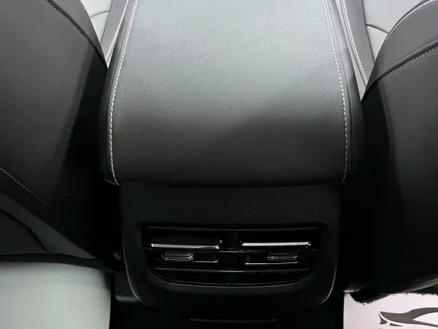 Haval M6 — Фото автомобиля 20