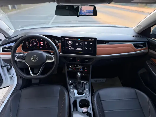 Volkswagen Bora — Фото автомобиля 15
