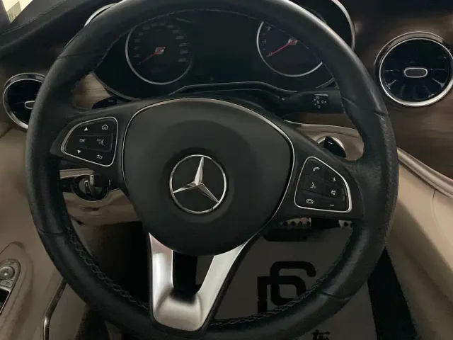 Mercedes-Benz V-Class — Фото автомобиля 14