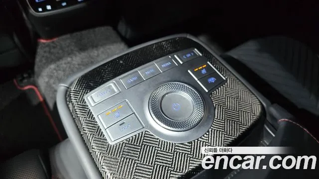Genesis G80 Бензин 2.5 турбо 2WD — Фото автомобиля 18