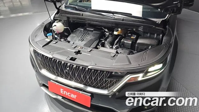 Kia Canival Carnival 4 поколение Бензин 9 мест Signature — Фото автомобиля 3