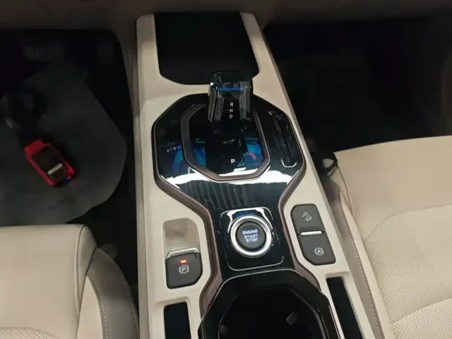 Geely ICON — Фото автомобиля 13