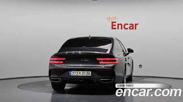 Genesis G80 Бензин 3.5 турбо AWD — Фото автомобиля 4