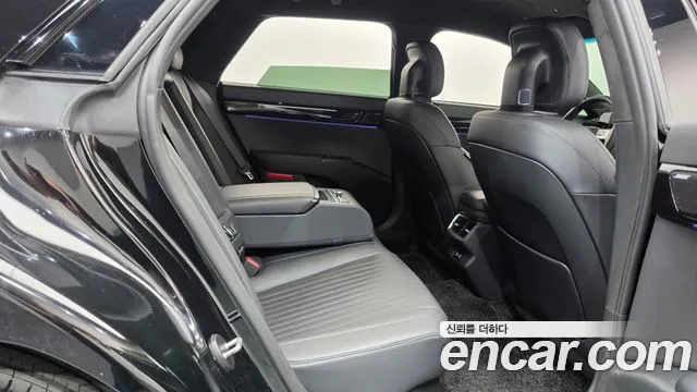 Hyundai Grandeur GN7 — Фото автомобиля 17