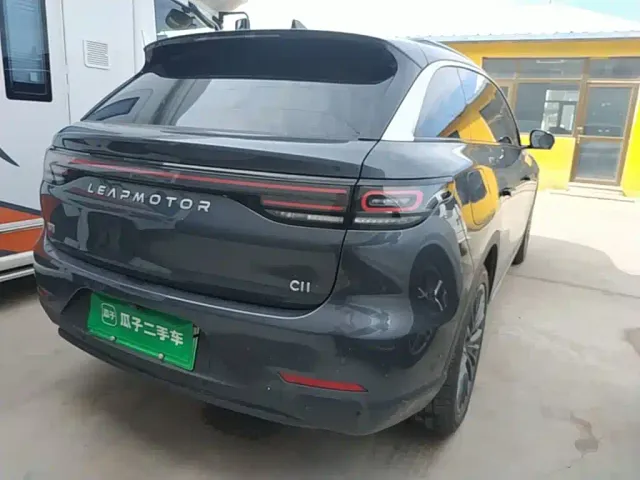 Leapmotor C11 — Фото автомобиля 6