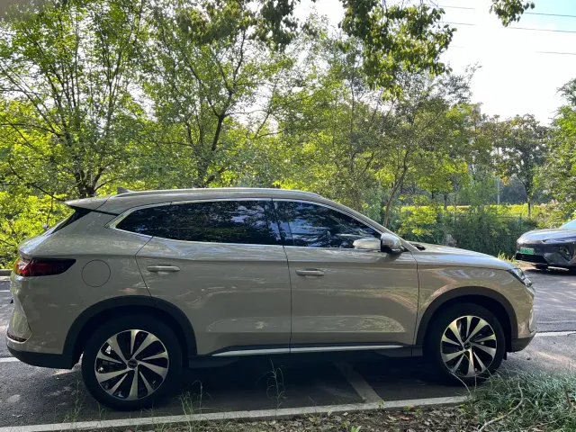 BYD Song PLUS — Фото автомобиля 15