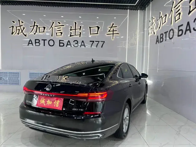 Volkswagen Passat — Фото автомобиля 4