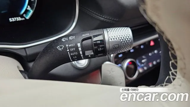 Genesis GV80 — Фото автомобиля 25