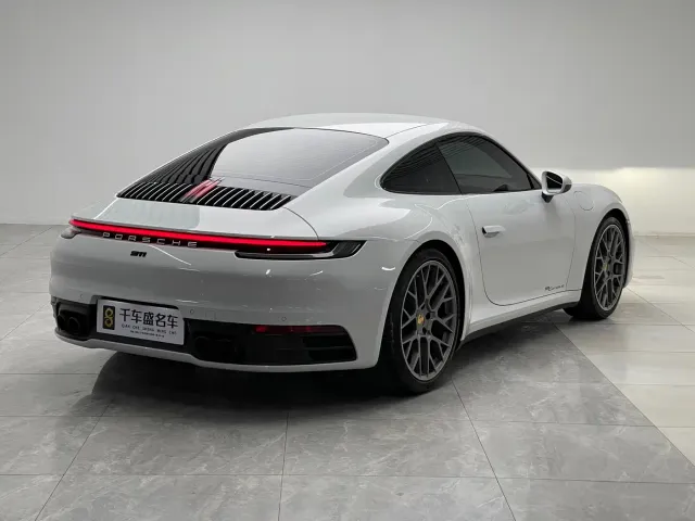 Porsche 911 — Фото автомобиля 6