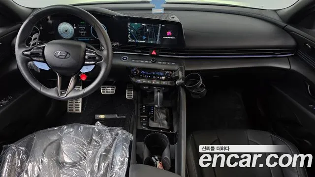 Hyundai Avante CN7 — Фото автомобиля 10