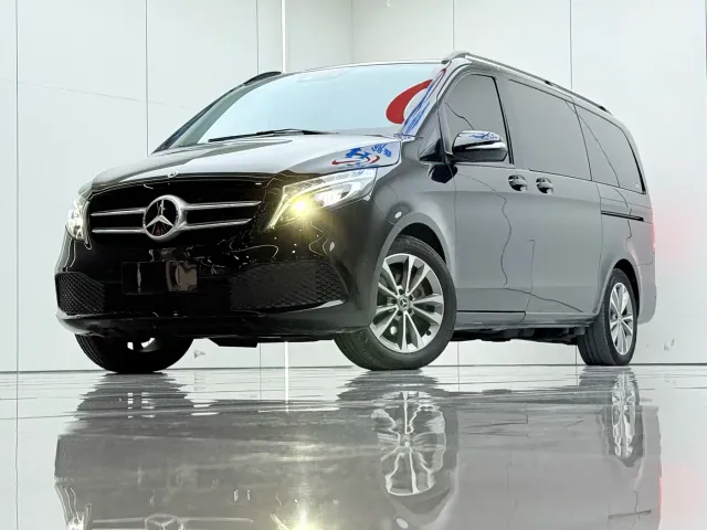 Mercedes-Benz V-Class — Фото автомобиля 2