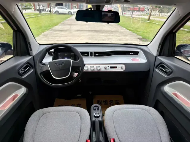 Wuling Hongguang Mini EV — Фото автомобиля 9